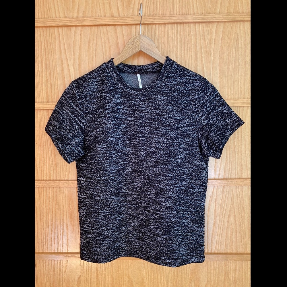 Anthropologie, M, stretchy crew neck knit top.